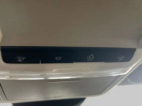 Used 2020 Nissan Sentra SV image 16