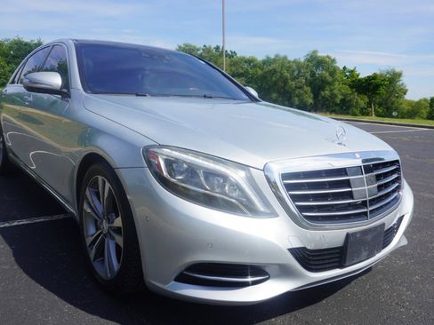 Used 2015 Mercedes-Benz S 550 4MATIC Sedan image 3