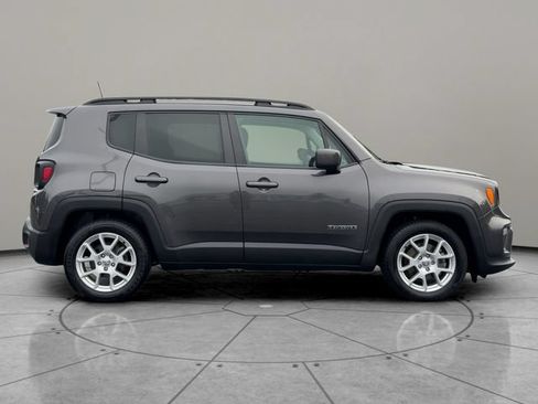 Used 2021 Jeep Renegade Latitude FWD image 7