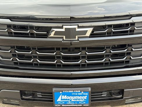 New 2026 Chevrolet Silverado 1500 RST w/ Z71 Off-Road Package image 5