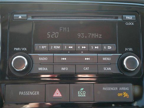 Used 2016 Mitsubishi Outlander ES image 20