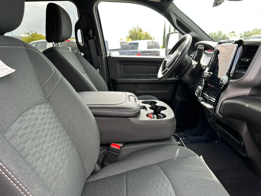 New 2026 RAM 3500 Tradesman AWD/4WD image 11