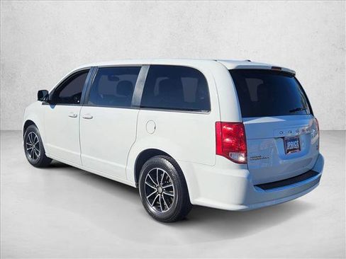Used 2019 Dodge Grand Caravan GT FWD image 8