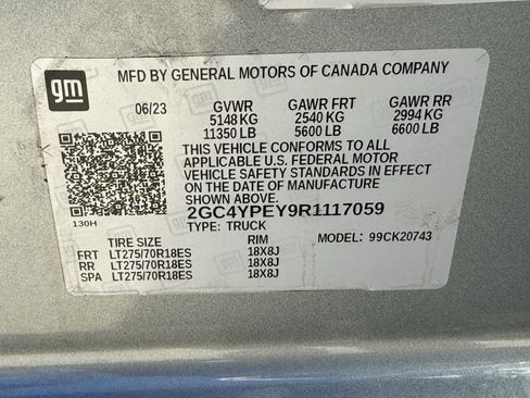 Used 2024 Chevrolet Silverado 2500 LTZ w/ LTZ Convenience Package image 33