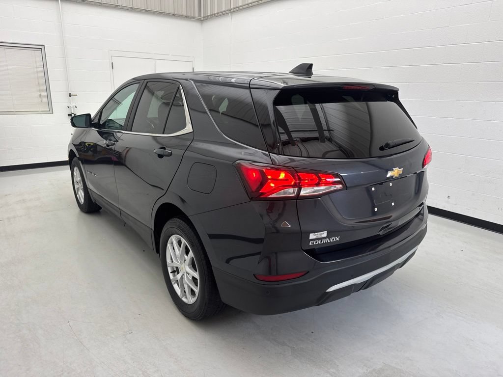 Used 2022 Chevrolet Equinox LT AWD/4WD image 4
