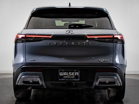 Used 2025 INFINITI QX60 Sensory image 10