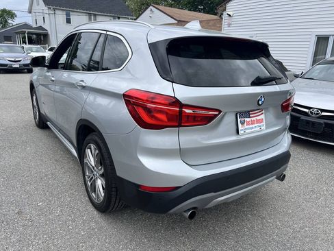 Used 2017 BMW X1 xDrive28i AWD/4WD image 9