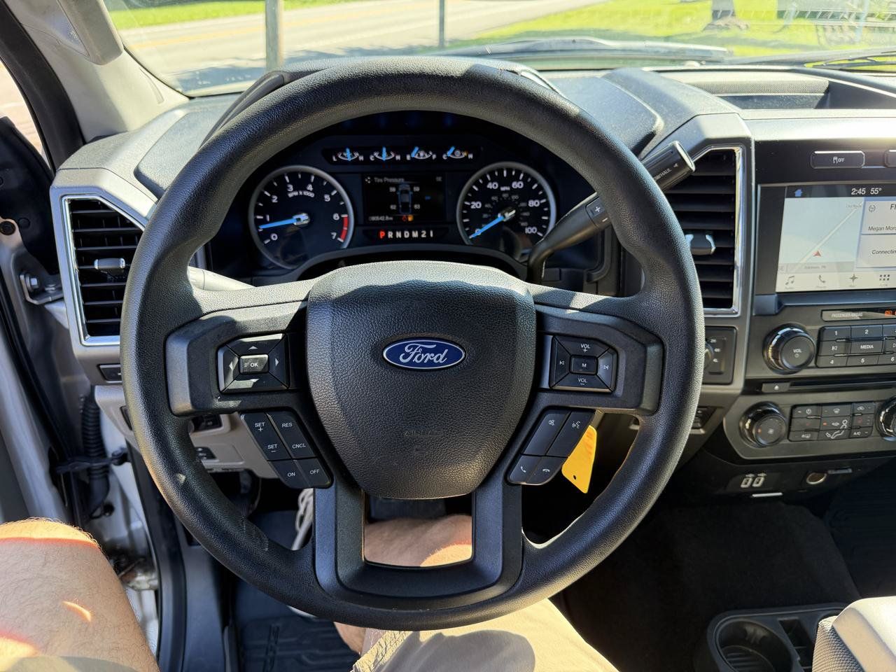 Used 2017 Ford F250 XLT w/ XLT Premium Package AWD/4WD image 26