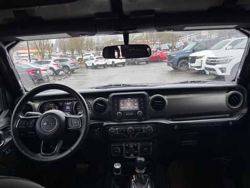 Used 2018 Jeep Wrangler Unlimited Sport S image 12