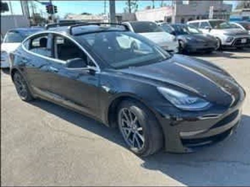 Used 2018 Tesla Model 3 Long Range image 7