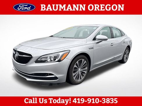 Used 2017 Buick LaCrosse Essence w/ Sun and Shade Package FWD image 7