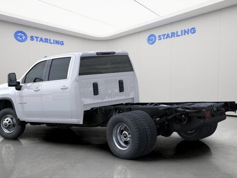 New 2026 Chevrolet Silverado 3500 W/T w/ WT Convenience Package AWD/4WD image 4