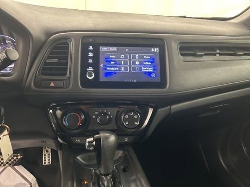 Used 2022 Honda HR-V Sport image 17