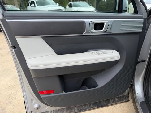 Certified 2025 Hyundai Santa Fe SEL FWD image 13
