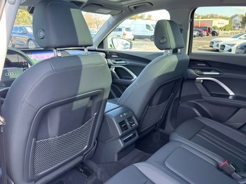 Certified 2025 Audi Q5 Premium Plus w/ Premium Plus image 30