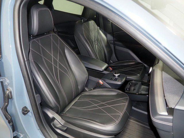 Used 2023 Ford Mustang Mach-E Select RWD image 2