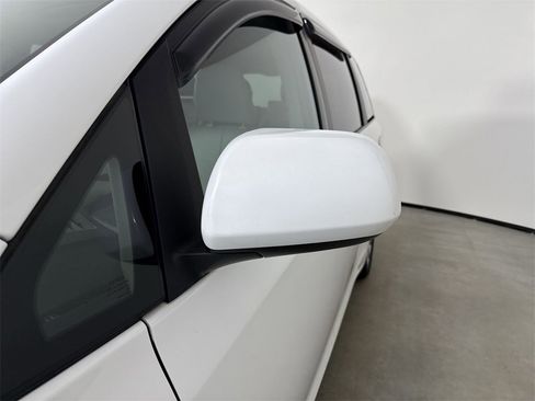 Used 2014 Toyota Sienna XLE image 12