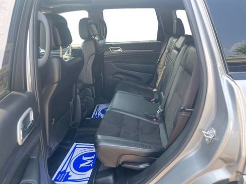 Used 2021 Jeep Grand Cherokee Laredo X AWD/4WD image 15