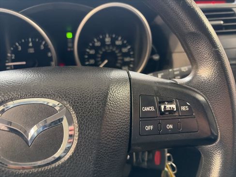 Used 2012 MAZDA MAZDA5 Sport image 28