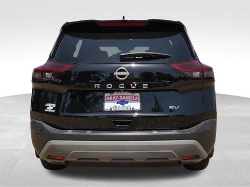 Used 2023 Nissan Rogue SV FWD image 7