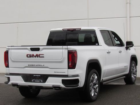 Used 2023 GMC Sierra 1500 Denali image 6