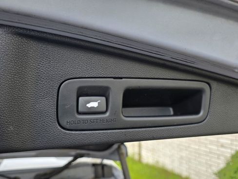 Used 2021 Honda CR-V EX-L image 12