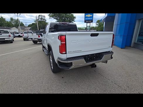 New 2026 Chevrolet Silverado 2500 LTZ w/ LTZ Convenience Package AWD/4WD image 7