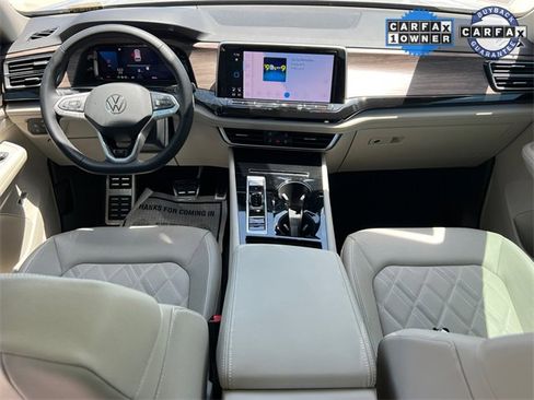 Used 2025 Volkswagen Atlas SEL Premium R-Line image 14
