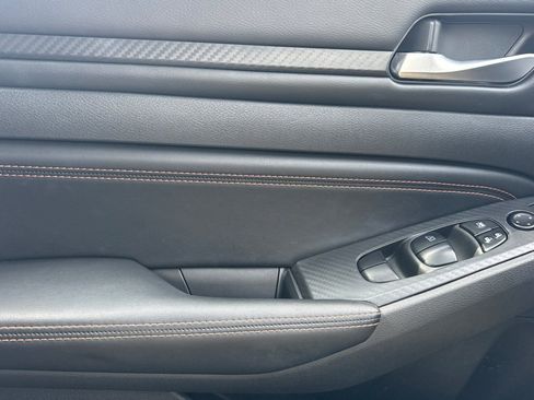 Used 2021 Nissan Altima 2.5 SR image 12