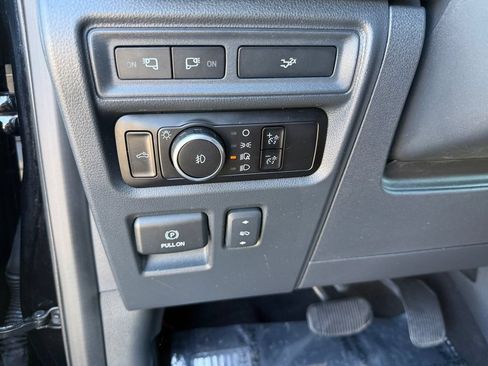 Used 2023 Ford F150 Lariat w/ Equipment Group 502A High AWD/4WD image 26