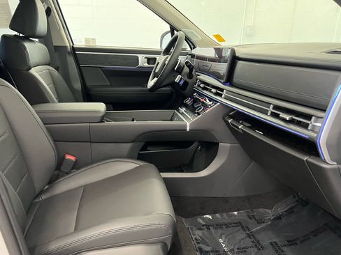 New 2026 Hyundai Santa Fe Limited FWD image 19