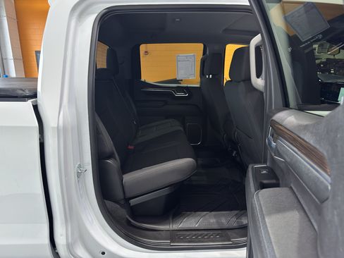 Used 2023 Chevrolet Silverado 1500 LT w/ LPO, Dark Essentials Package AWD/4WD image 19