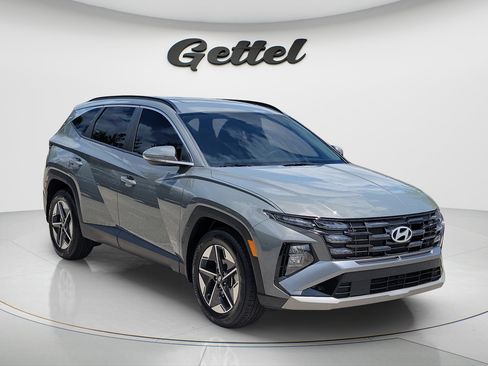 Certified 2025 Hyundai Tucson SEL image 3