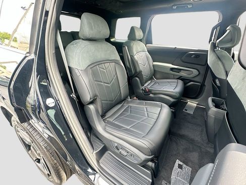 New 2027 Kia Telluride X-Line SX Prestige image 30