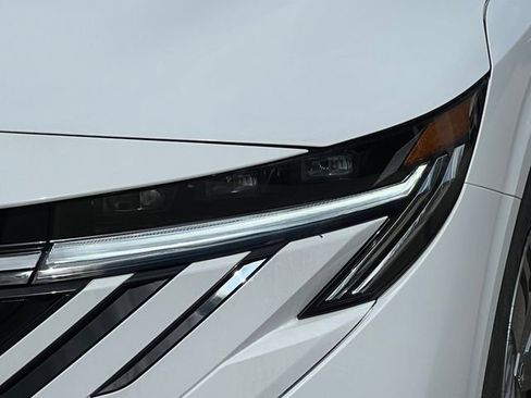 New 2026 Nissan Sentra SV FWD image 32