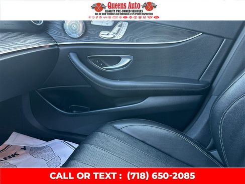 Used 2018 Mercedes-Benz E 300 image 26