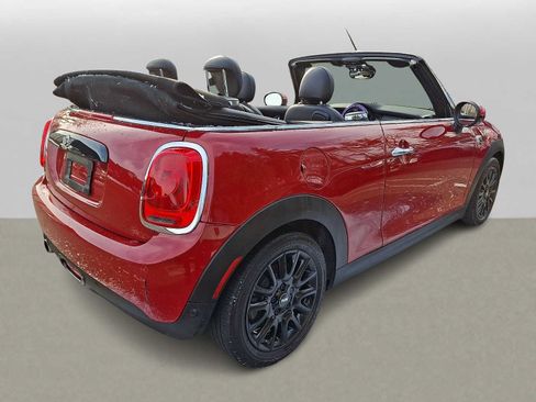 Used 2018 MINI Cooper Convertible image 4
