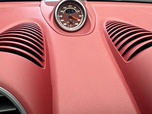 Certified 2022 Porsche 718 Boxster RWD image 26