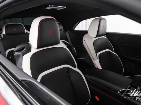 Used 2024 Rolls-Royce Spectre w/ Spectre Launch Package image 40