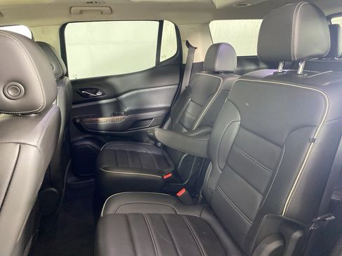 Used 2021 GMC Acadia Denali w/ Denali Ultimate Package image 19