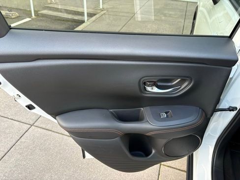 Used 2024 Honda HR-V Sport image 13