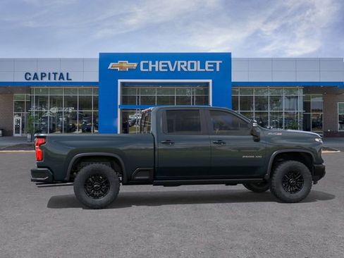 New 2026 Chevrolet Silverado 2500 ZR2 AWD/4WD image 5