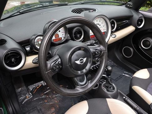 Used 2013 MINI Cooper Convertible FWD image 32