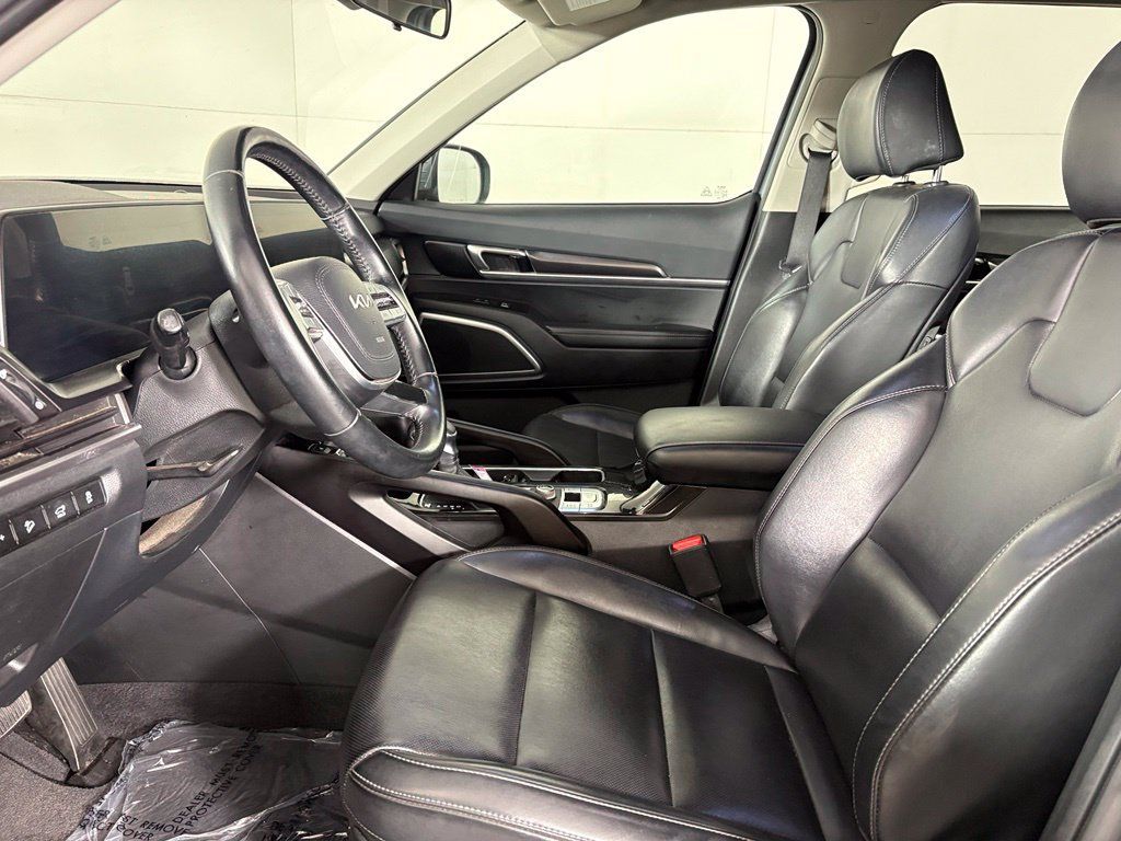 Used 2025 Kia Telluride S FWD image 22