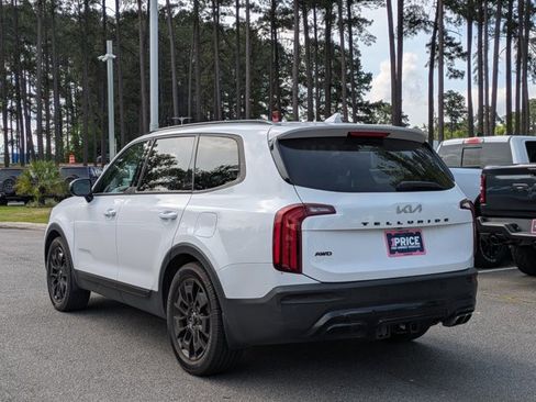 Used 2022 Kia Telluride SX w/ SX Prestige Package AWD/4WD image 8