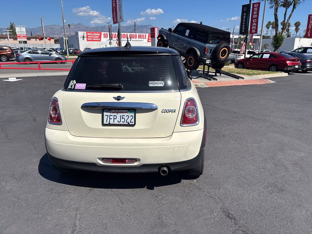 Used 2011 MINI Cooper Hardtop FWD image 5