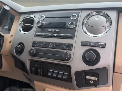 Used 2015 Ford F350 XLT AWD/4WD image 11