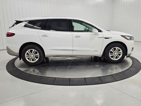 Used 2020 Buick Enclave Essence w/ Sound and Sites Package AWD/4WD image 6