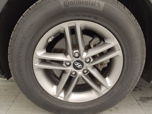 Used 2018 Hyundai Santa Fe Sport image 31