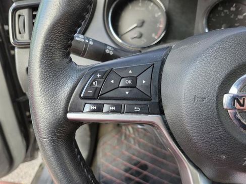 Used 2020 Nissan Rogue SL w/ Premium Package FWD image 17